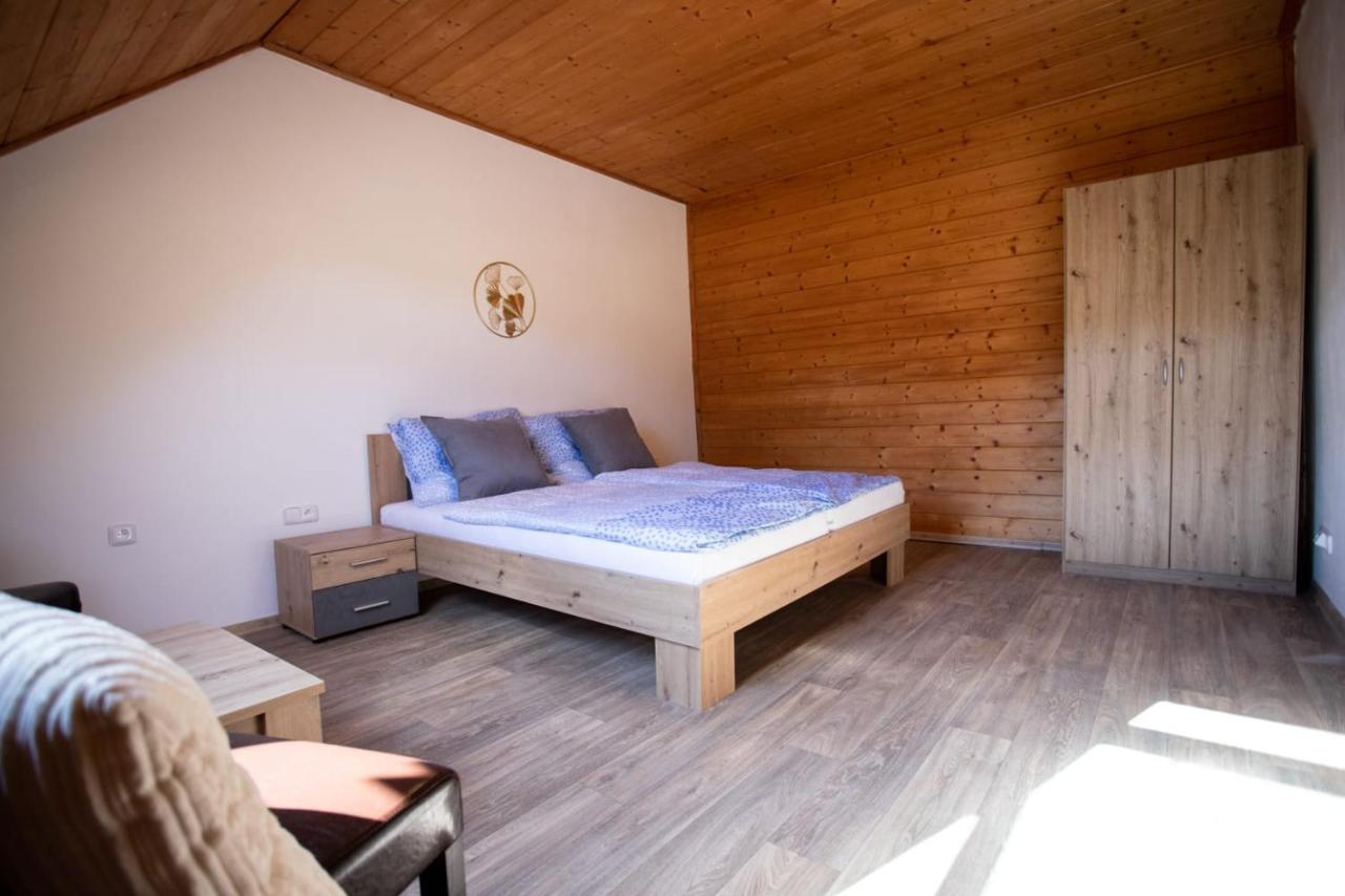 Tina Apartments Černá v Pošumaví Dış mekan fotoğraf